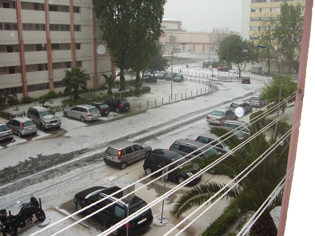 Rua Ana de Castro Os&oacute;rio, junto ao Colombo 