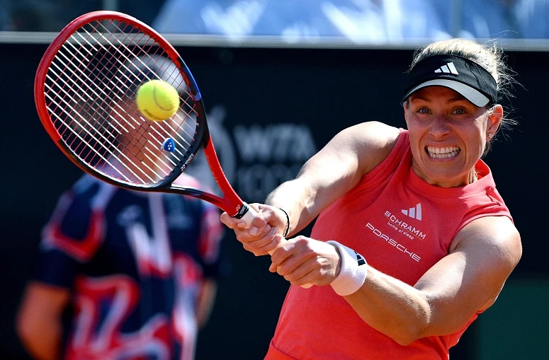 Angelique Kerber diz adeus ao ténis de alta competição em Paris
