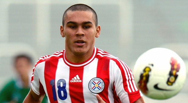 O jovem paraguaio é um dos novos reforços do Benfica para 2013/14
