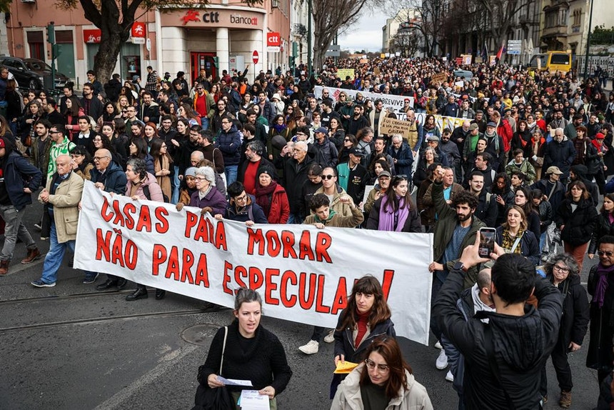 Movimento Casa Para Viver manifesta-se em Lisboa