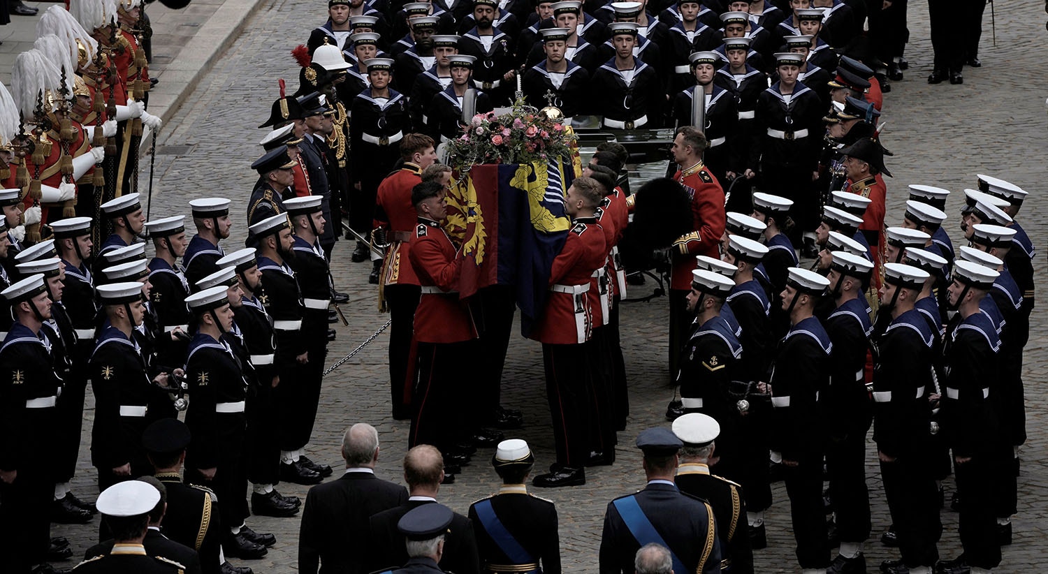  Hannah McKay/Pool - Reuters 