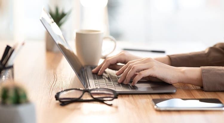 Empresas e bancos preparam `rentrée` com mudanças no teletrabalho - Vimarsana News