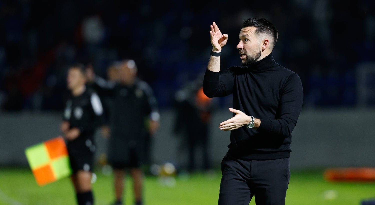 L�der FC Porto recebe AVS no duelo entre extremos da I Liga