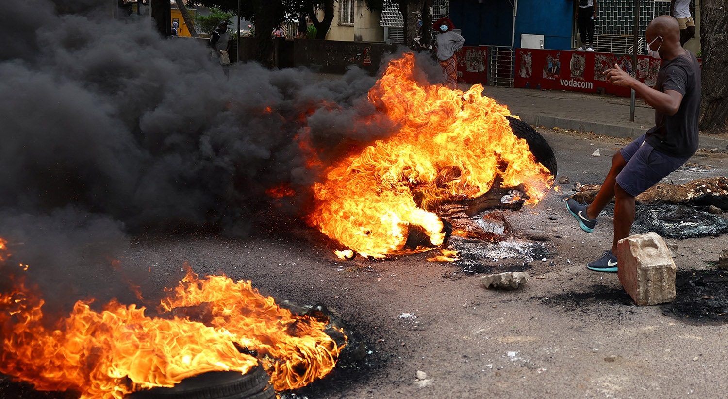  Siphiwe Sibeko - Reuters 