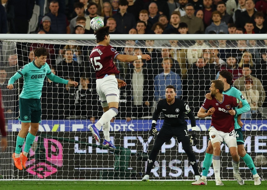 Imagem de West Ham de Nuno Espírito Santo goleia Wolverhampton na fuga à despromoção