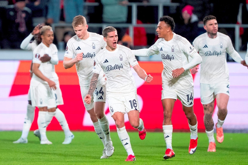 LE: Nottingham Forest, de Vítor Pereira, apura-se no desempate por penáltis