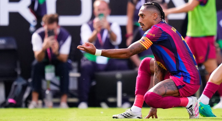 Imagem de Líder Barcelona `passeia` em Valência