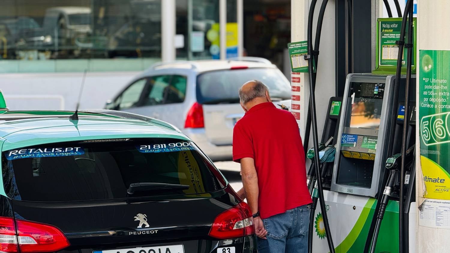 Portekiz’de akaryakıt yeniden zirvede: Motorin ve benzin bugün ne kadar artıyor?