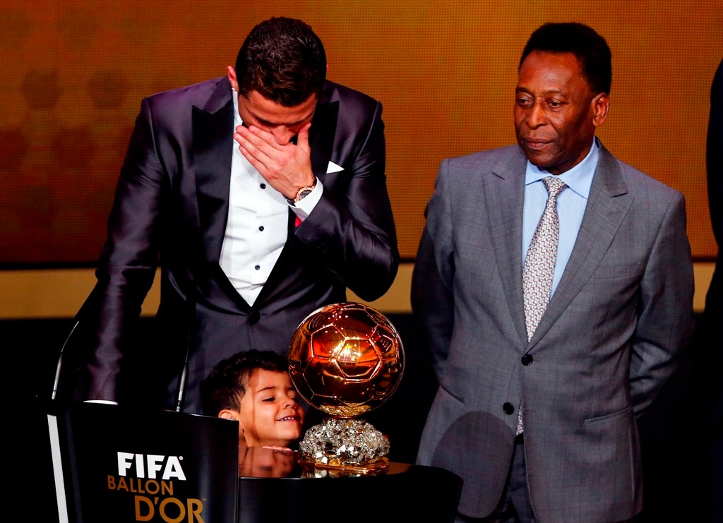  13 de janeiro - Ronaldo vence a segunda Bola de Ouro da carreira 