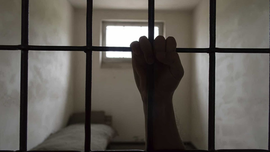 Chile aprova prisão domiciliária para reclusos a partir dos 65 anos