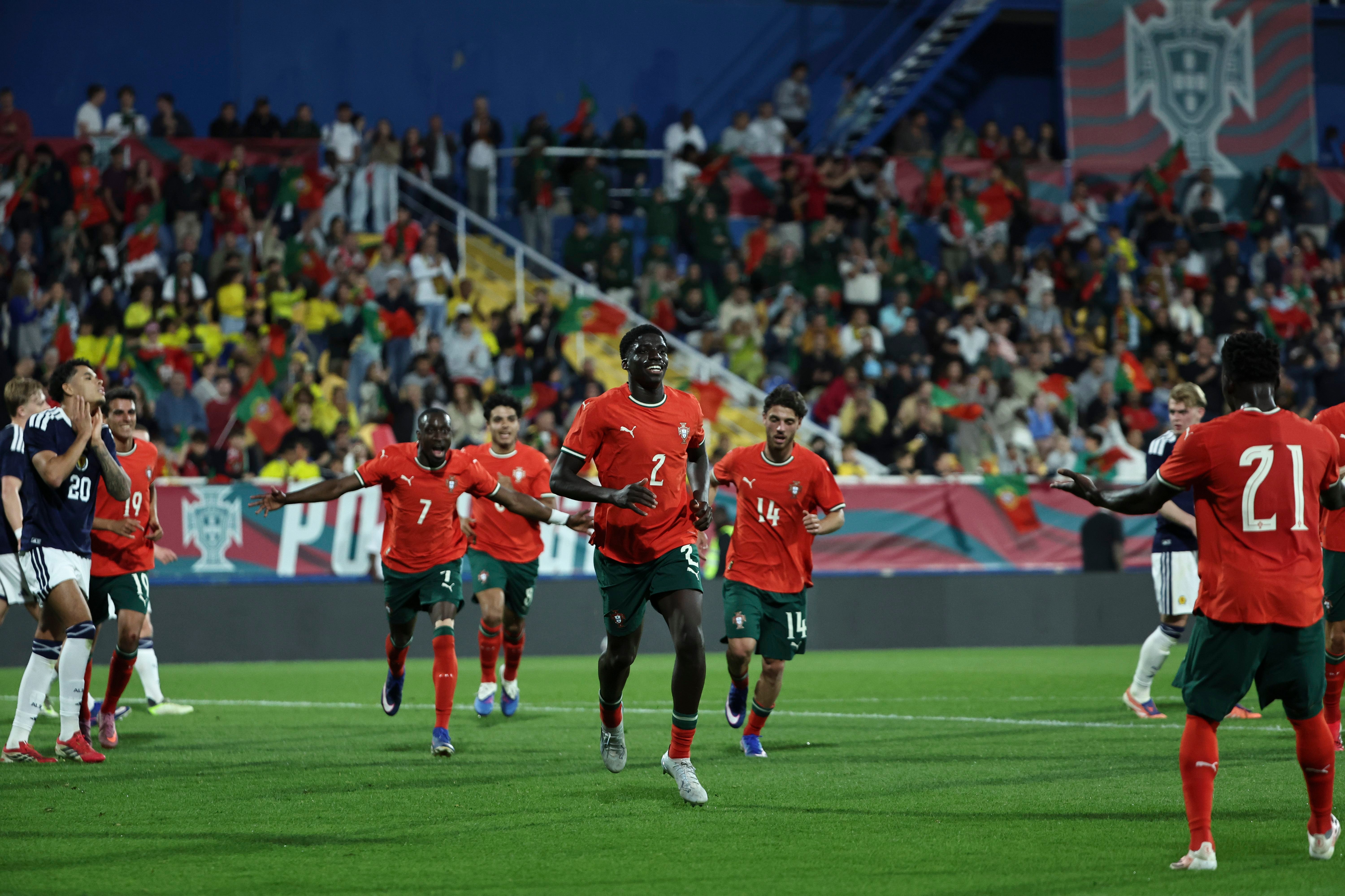 Portugal vence Escócia e está mais perto do Europeu de sub-21
