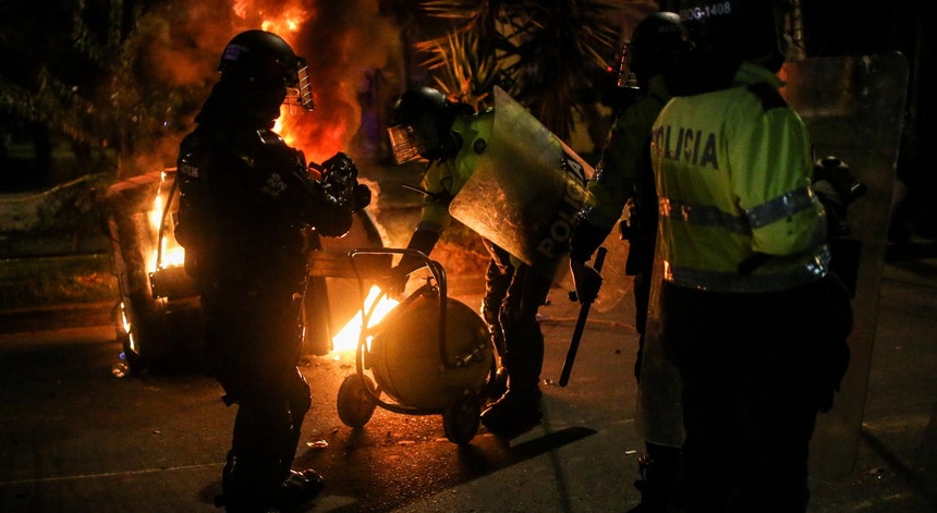 Protestos contra a violência policial lançaram o caos em Bogotá, Colômbia, a 09 e a 10 de setembro de 2020
