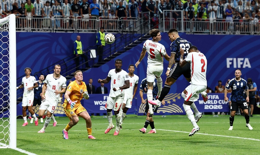 Reviravolta Argentina elimina Inglaterra e está na final