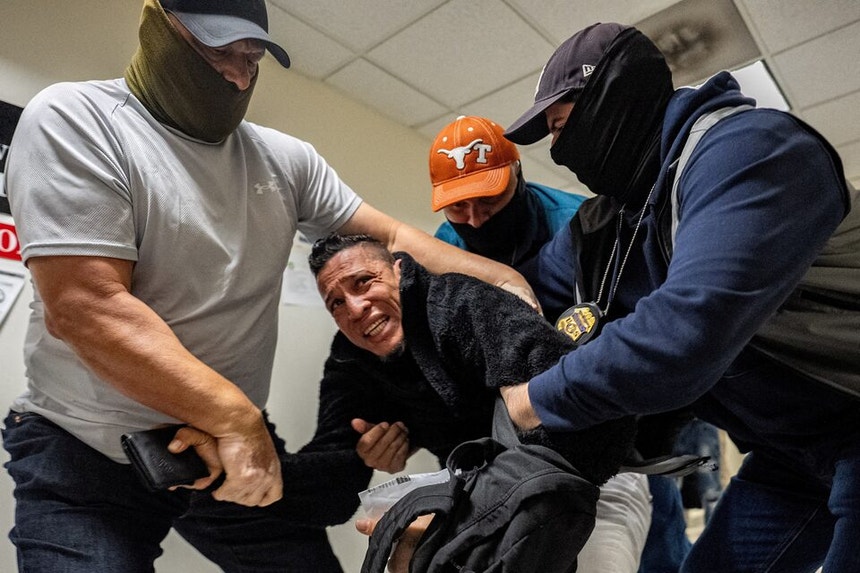 Juiz de Nova Iorque impede detenções realizadas pelo ICE