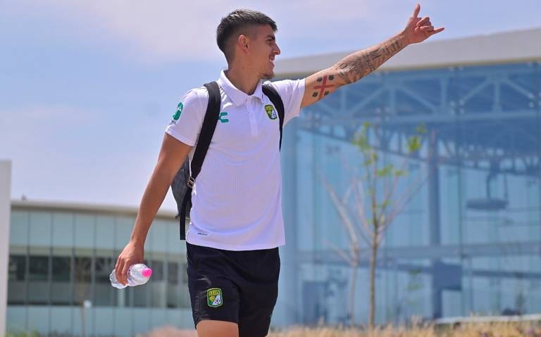 Santiago Colombatto reforça o meio-campo do Famalicão
