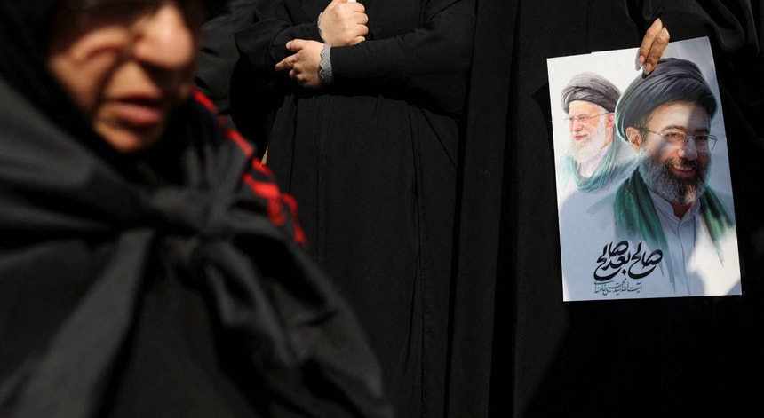 Líder Supremo do Irão garante que 