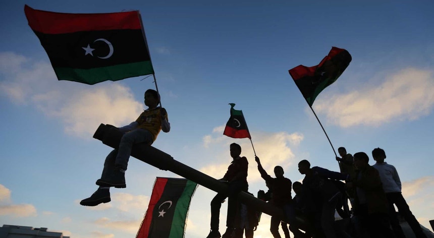 As Nações Unidas lançaram um apelo para que nações com militares e mercenários na Líbia deixem o país
