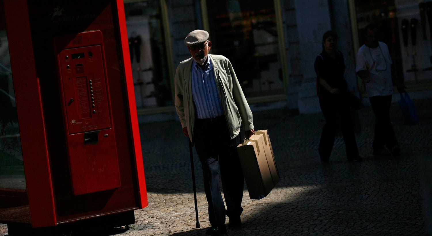 Estudo prop�e reforma aos 70 para prolongar sustentabilidade