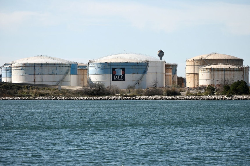 Imagem ilustrativa: Estados Unidos começam a libertar 172 milhões de barris da reserva de petróleo