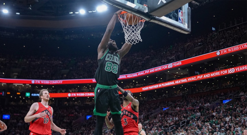 Neemias Queta no pódio da NBA em lançamentos de campo