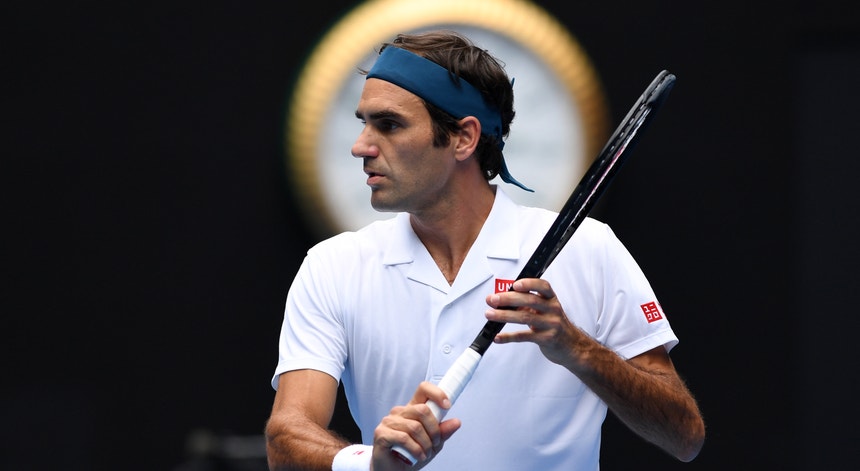 Federer deverá ficar ausente dos "courts" até Roland Garros
