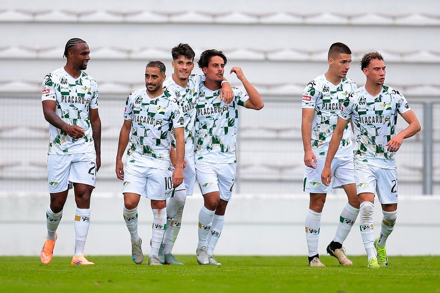 Imagem de Médio João Veloso reforça Moreirense por empréstimo do Benfica