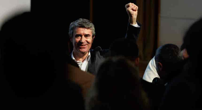 Sondagem. José Luís Carneiro é o preferido dos portugueses para líder do PS e primeiro-ministro