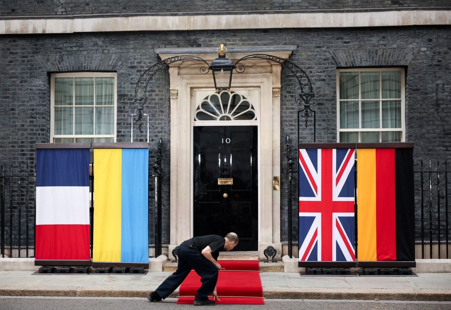 Zelensky reúne-se em Londres com líderes europeus