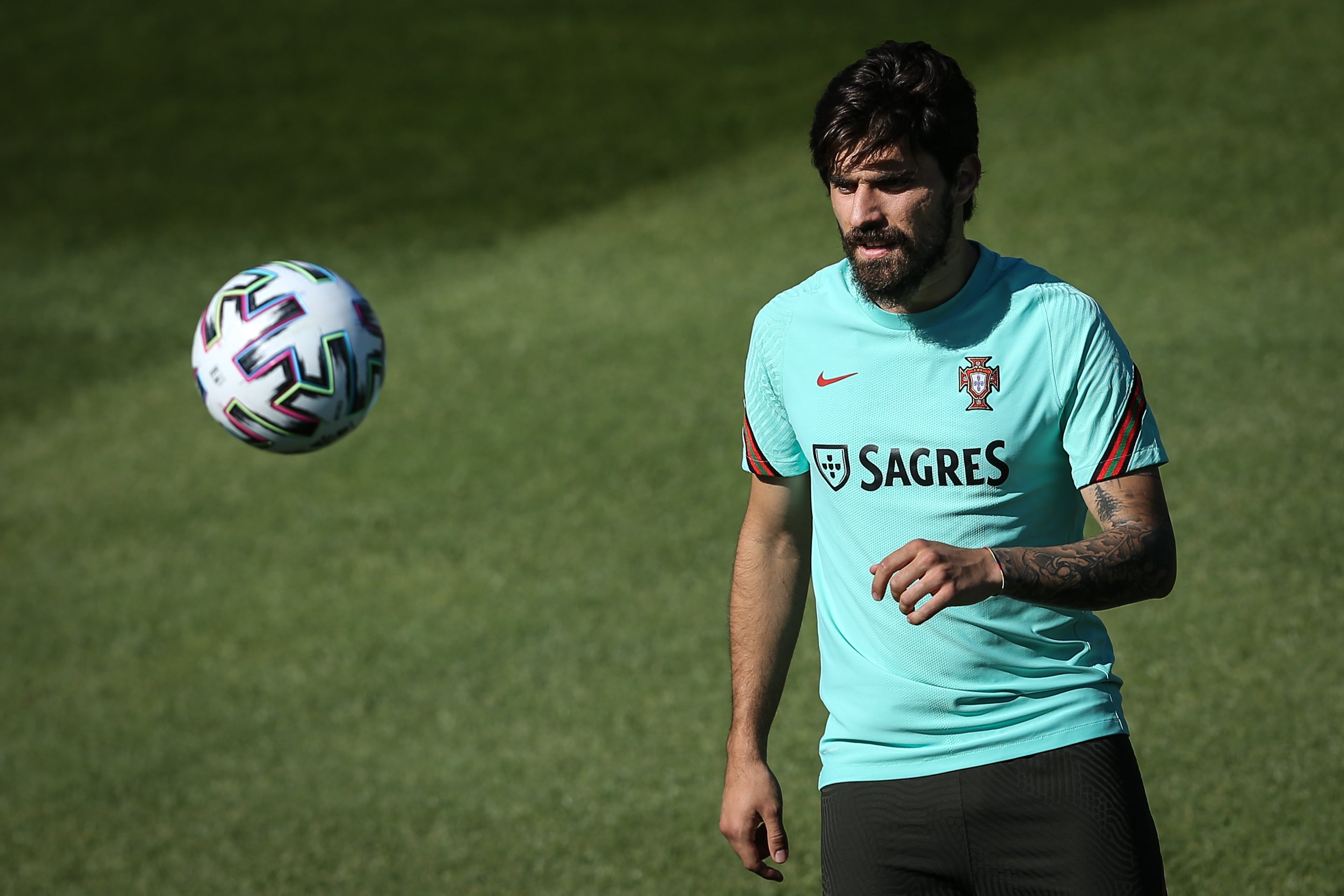 Rúben Neves focado no teste com Israel sem esquecer o sonho da final