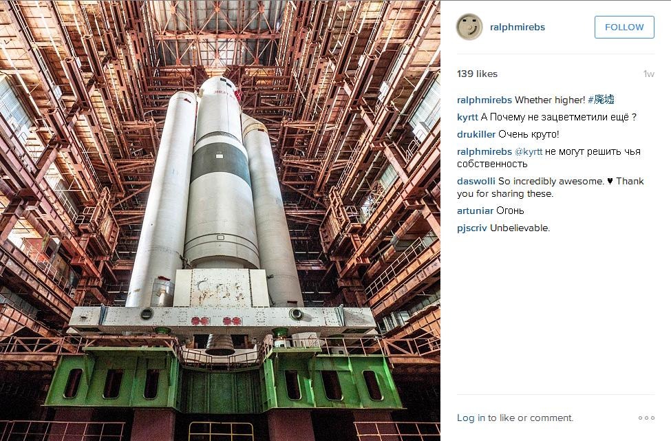  Foto: Ralph Mirebs, Instagram @ralphmirebs 