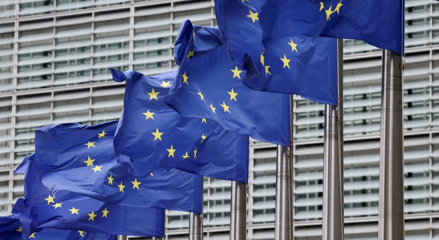 Imagem ilustrativa: Socialistas e Democratas europeus pedem a Bruxelas para esclarecer normas de Sc