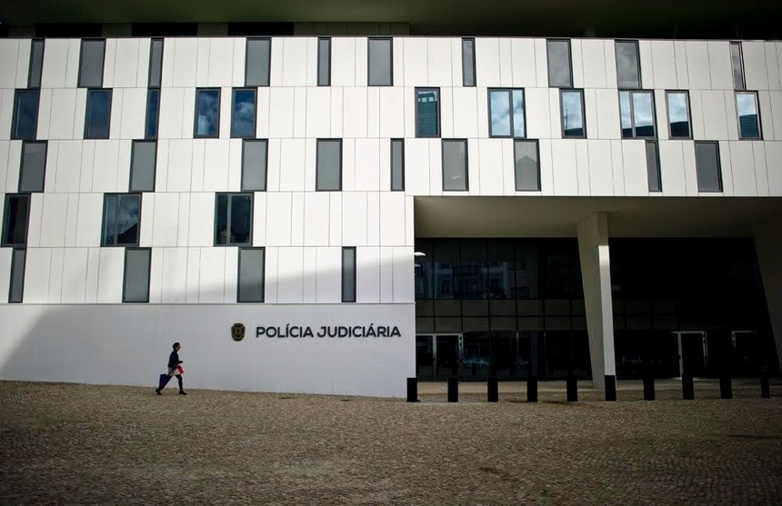 Imagem de PJ detém duas mulheres suspeitas de burla com criptoativos de mais de dois milhões de euros