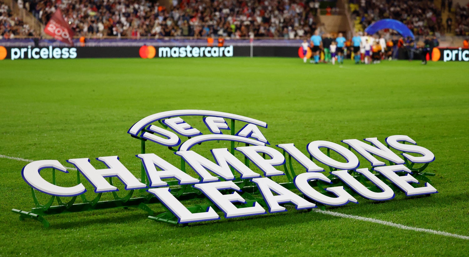 Arsenal e PSG em final de Campeões