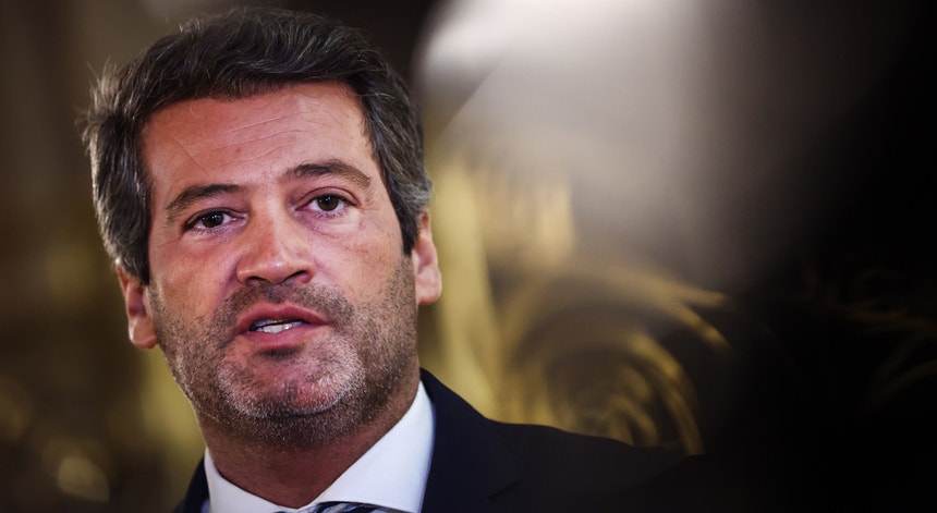 Imagem de Chega aceita condições de Aguiar-Branco e abre caminho a comissão de inquérito a Luís Neves