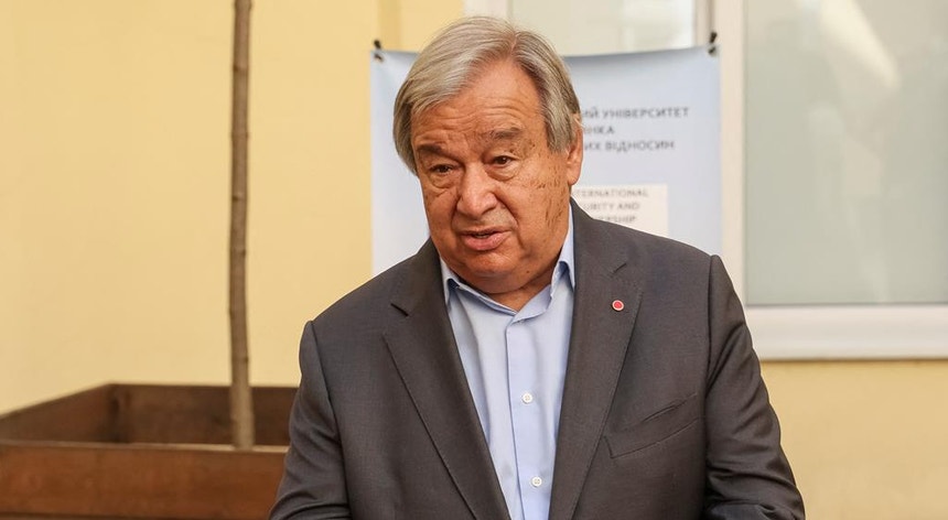António Guterres conclui dois dias de visita à Ucrânia
