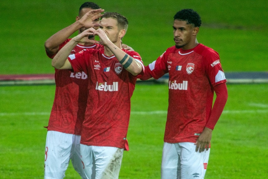 Imagem de Santa Clara SAD alerta que é impossível manter clube nos Açores sem apoios regionais