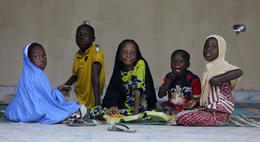 A violência na Nigéria retira as crianças das escolas
