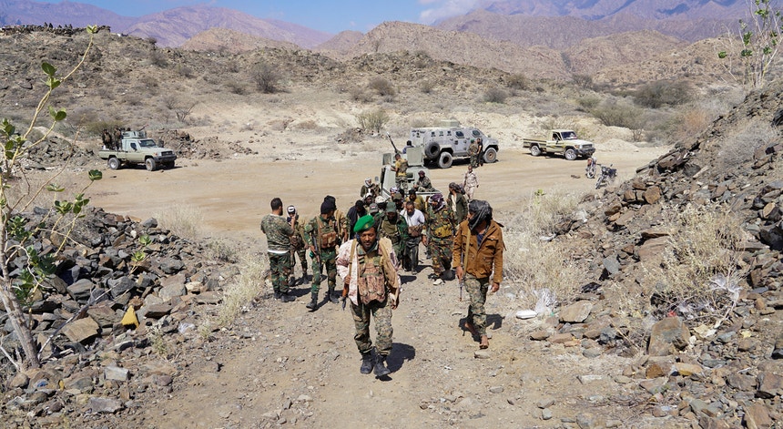 Imagem de Governo do Iémen declara estado de emergência após ataques da Arábia Saudita