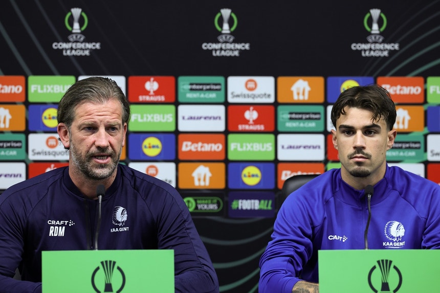 Treinador do Gent atribui favoritismo aos Braga, mas quer "roubar" pontos