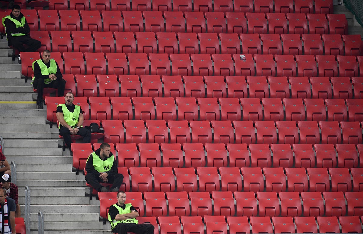 Daqui ningu�m passa