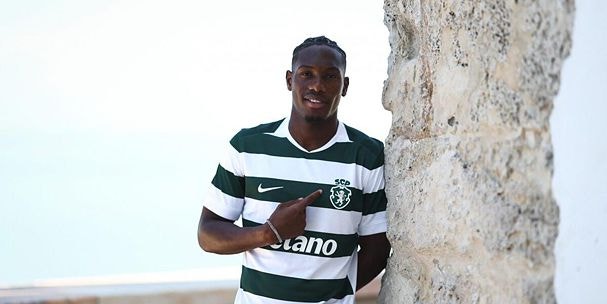 Imagem de Defesa-central Ibrahima Ba assina pelo Sporting por cinco anos