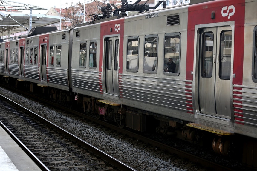 Cp Greve Suspende Quase Dois Tercos Dos Comboios Programados Ate As 12h00