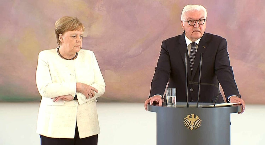 Segunda vez que Merkel treme em poucos dias em eventos públicos
