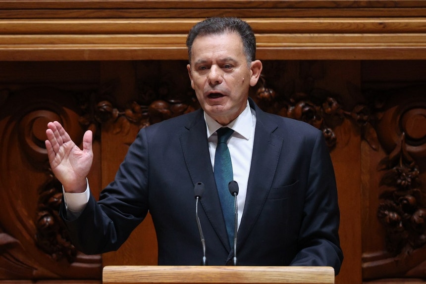 Imagem de Crise na Habitação: Montenegro garante que Governo está "disponível para diálogo"
