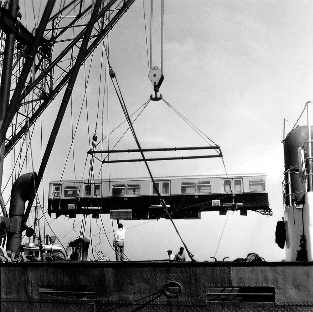 As primeiras carruagens chegaram por via marítima da Alemanha - Foto: Metro de Lisboa