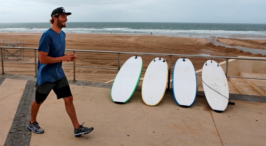 Frederico Morais já está em terra na prova australiana do circuito mundial de surf
