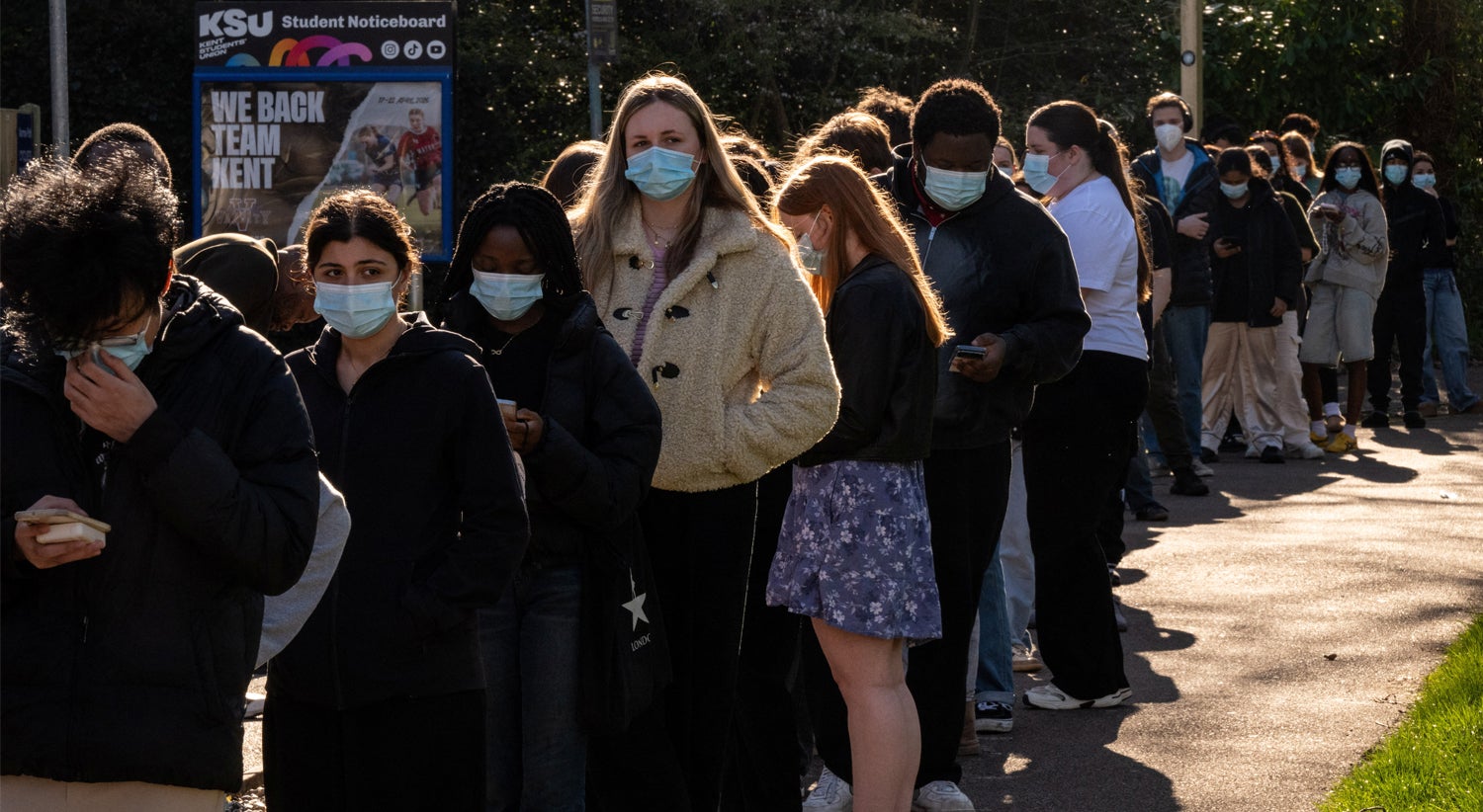 Sobe para 27 número de casos de meningite no Reino Unido