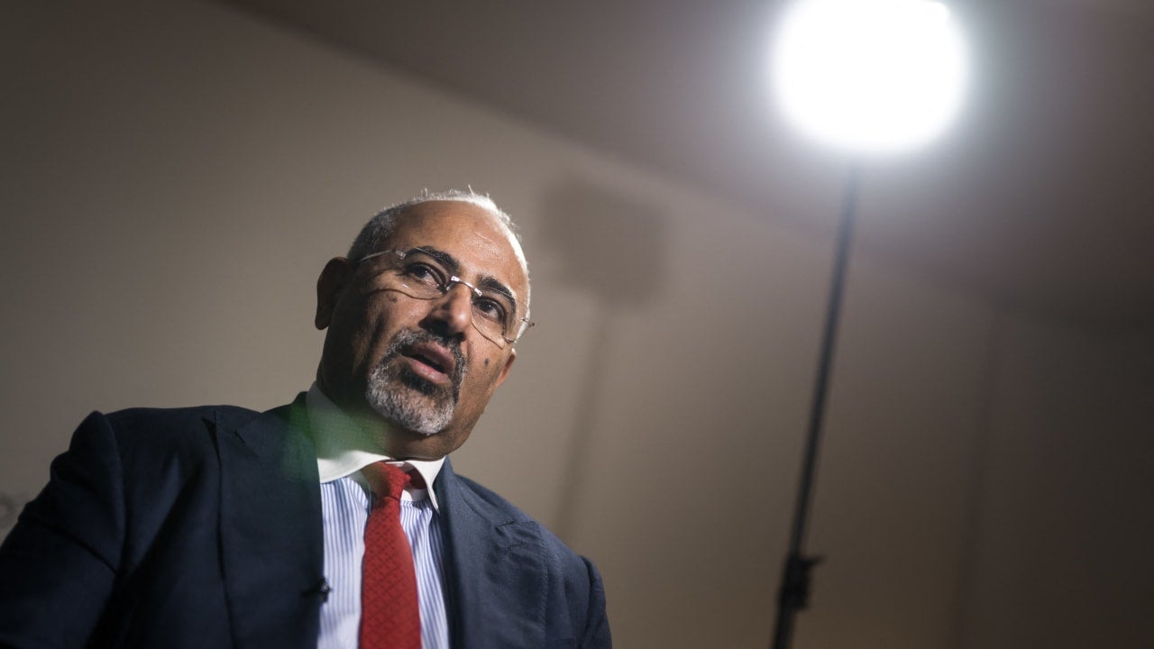 Riade diz que líder separatista iemenita acusado de "alta traição" está nos EAU