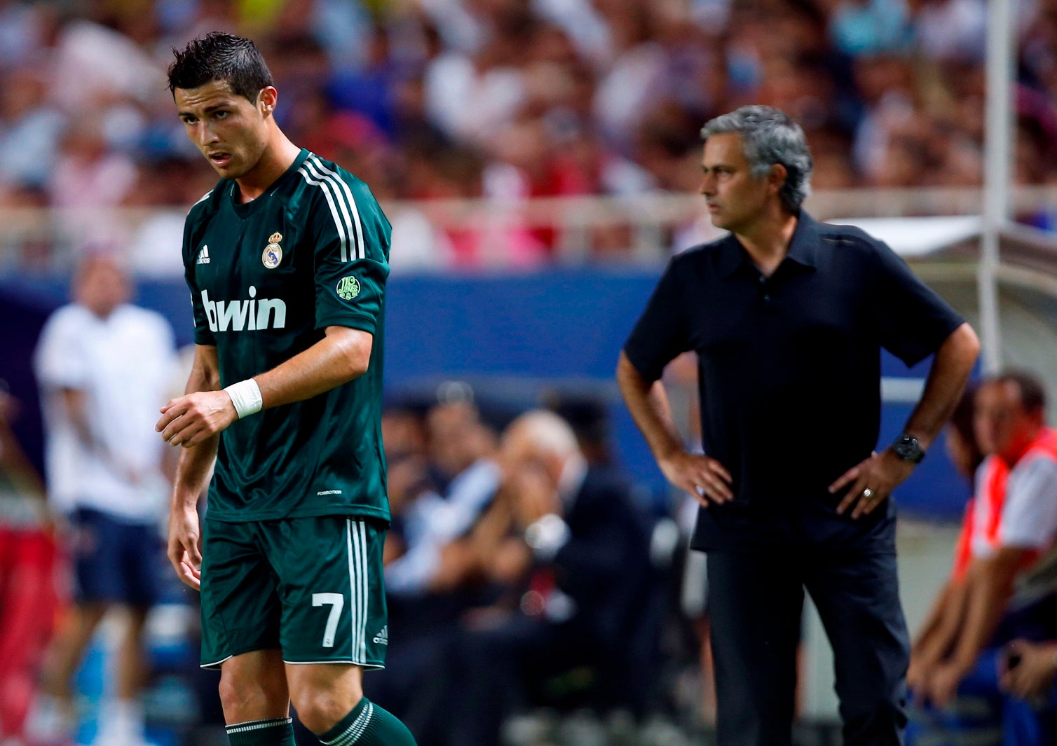 José Mourinho descreve regresso de Ronaldo ao United como "negócio perfeito" - Vimarsana News