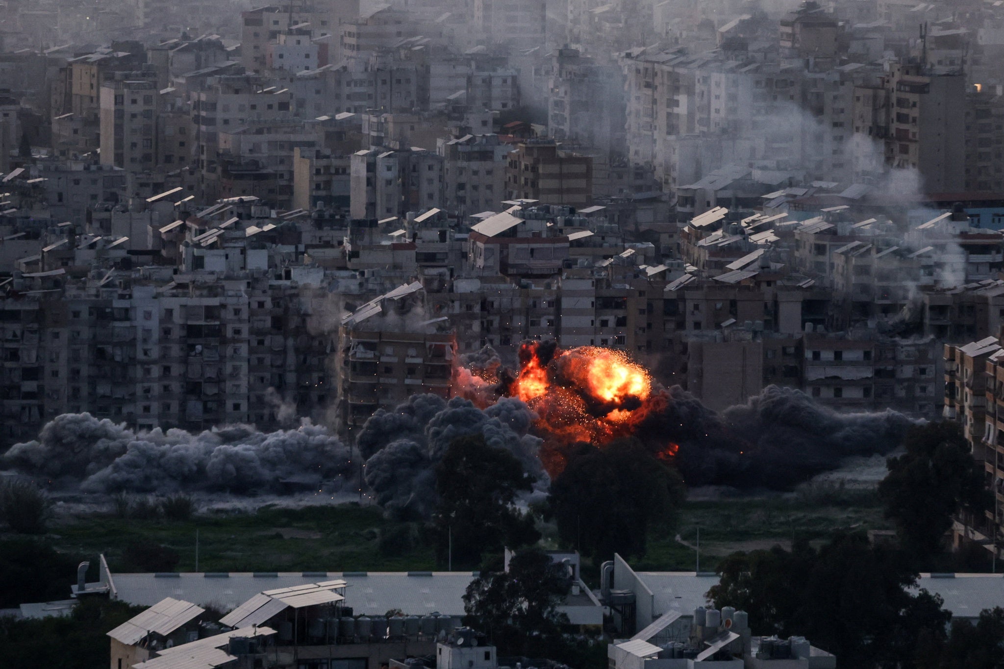 Israel lança novos ataques contra Teerão